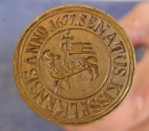 siegel-kleinschelken Abb.1: Das Kleinschelker Siegel aus dem Jahr 1677 (Das Siegel befindet sich im historischen Museum von Hermannstadt)